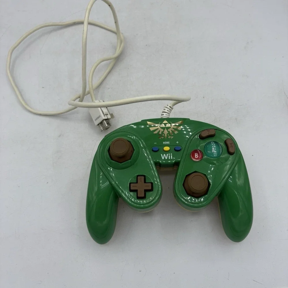 Nintendo Wii PDP‎ Controller 085-006 Wired Fight Pad Link Edition Green